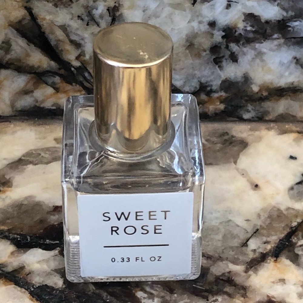 Sand + Fog Sweet Rose 10ml Roll-On Rollerball Oil No Box